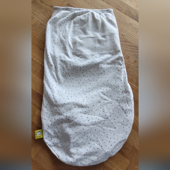 Nested Bean Classic Zen Swaddle | 0-6 months | 1.5 tog - Picture 2 of 10